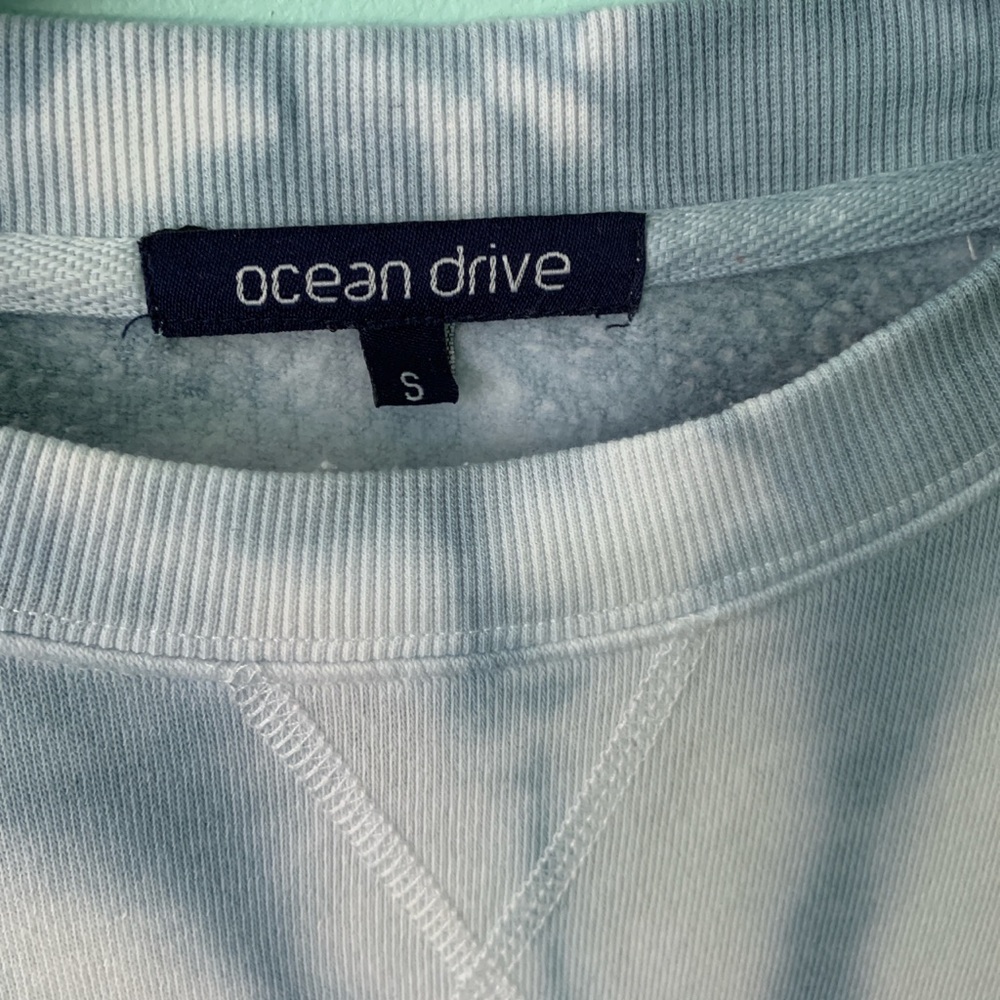 Crewneck